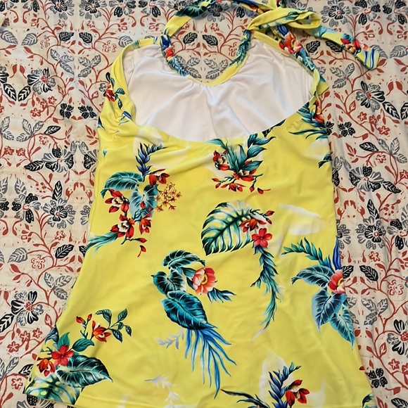 Hapari Swimtop full-cover - Picture 2 of 2